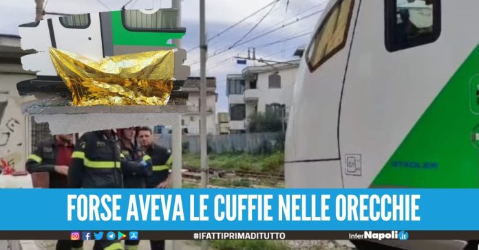 Identificata la vittima di Acerra, aveva 26 anni travolto dal treno mentre attraversava i binari