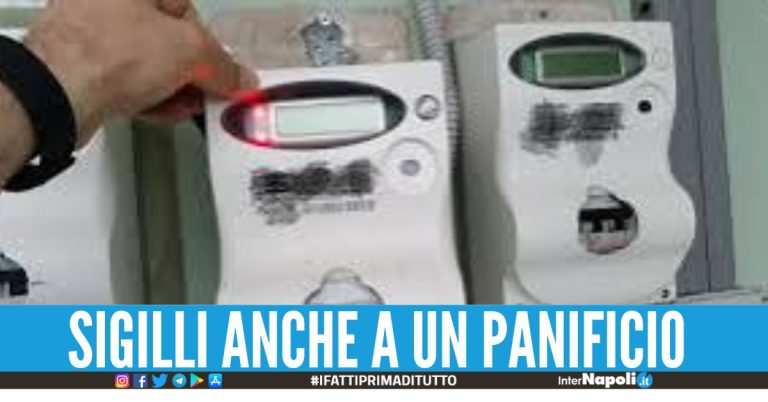 Pianura. Furto di energia elettrica, 16 denunce in una sola palazzina