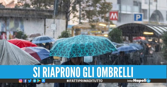 Piogge e temporali di nuovo in arrivo su Napoli e Campania, la Protezione Civile emana l'allerta meteo