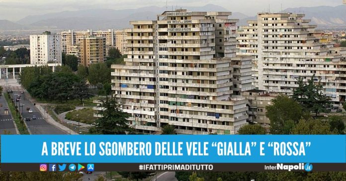 Il calvario degli abitanti di Scampia dopo il crollo di luglio, le famiglie non riescono a trovare casa