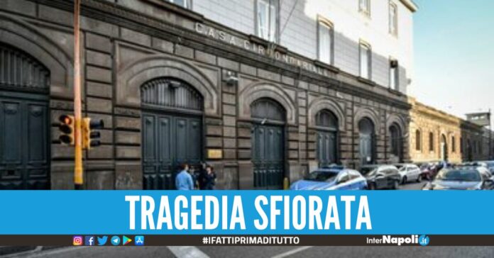 Rissa a colpi di forbici tra immigrati a Poggioreale interviene la penitenziaria