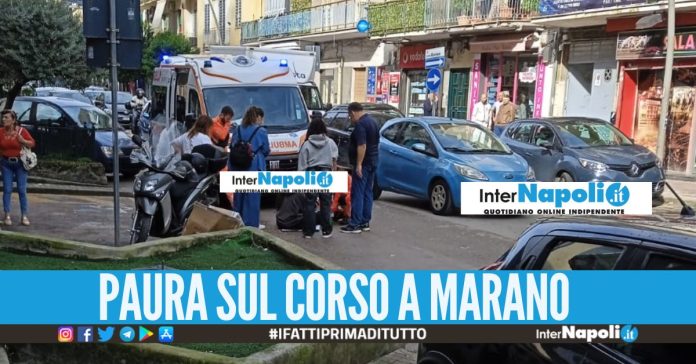 Stamattina alle ore 10:15 è incidente tra un motorino e un'auto al corso Europa a Marano. Dalle prime indiscrezioni le ragazze,