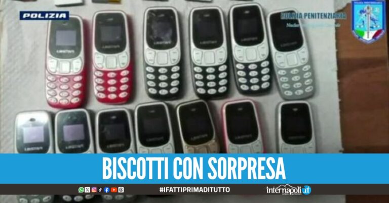 Cellulari nei biscotti al carcere di Nisida la scoperta degli agenti