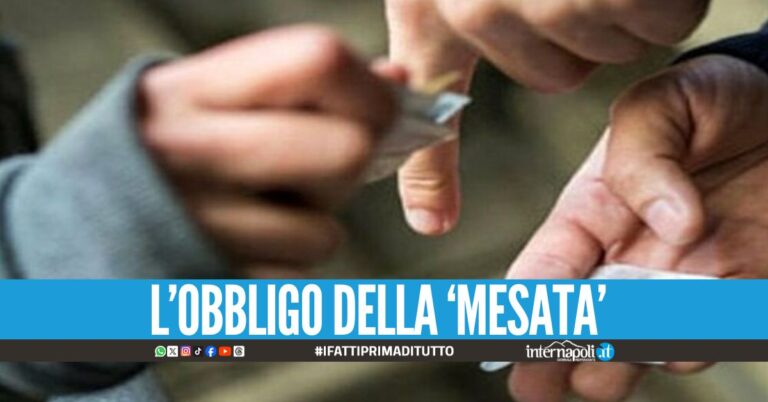 "Mi apro una piazza nel Perrone", la regola per lo spaccio a Secondigliano