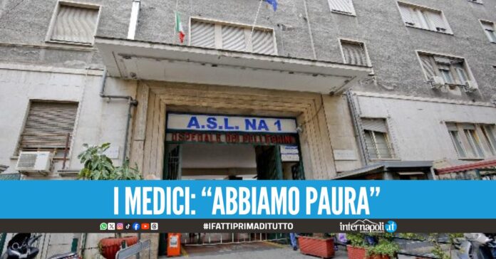 Il 'Vecchio Pellegrini' ospedale degli sparati, i medici Qui siamo in frontiera