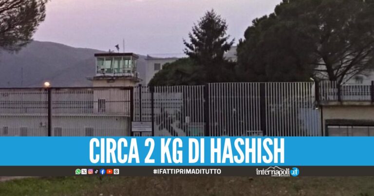 Un sacco della spazzatura pieno di hashish, la scoperta nel carcere di Carinola