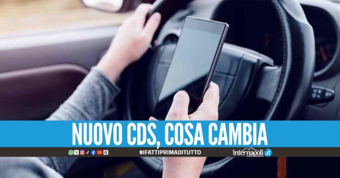Il nuovo Codice della Strada è legge: dall'alcol alla guida col cellulare, tutte le novità