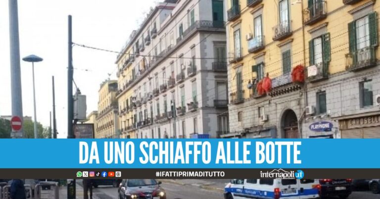 Aggredito con calci e colpi di casco mentre tornava dal lavoro, tre arresti a Napoli