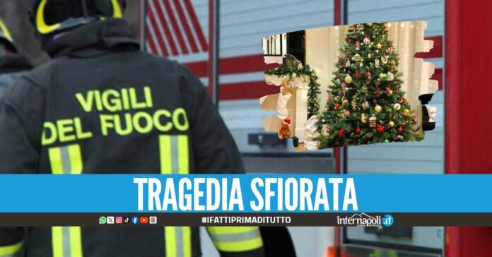 Accendono l'albero di Natale ma si incendia la casa, intera famiglia intossicata in Cilento