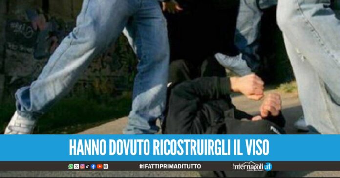Ragazzino accerchiato e pestato a Sorrento, arrestati 6 giovanissimi aggressori