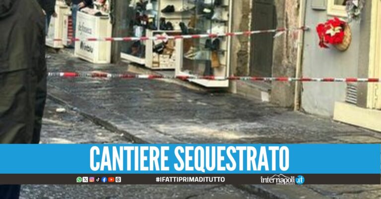 Colpita dai calcinacci nel centro storico ferita 28enne sul monopattino