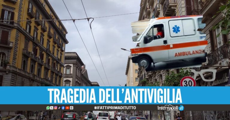 Un altro morto in strada a Napoli, colto da malore durante lo shopping di Natale