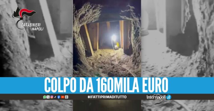 Rapina in banca con ostaggi a Grumo Nevano, fermati 2 assalitori