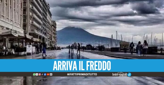 Dicembre porta il gelo a Napoli, temperature in calo e maltempo: le previsioni