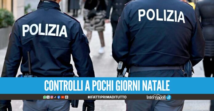 Dipendente in nero e 15 chili di alimenti pericolosi, blitz in un'attività a Secondigliano