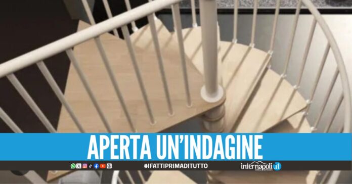 Dramma nel Nolano, bimba di 4 anni cade dalla scala a chiocciola e muore sul colpo