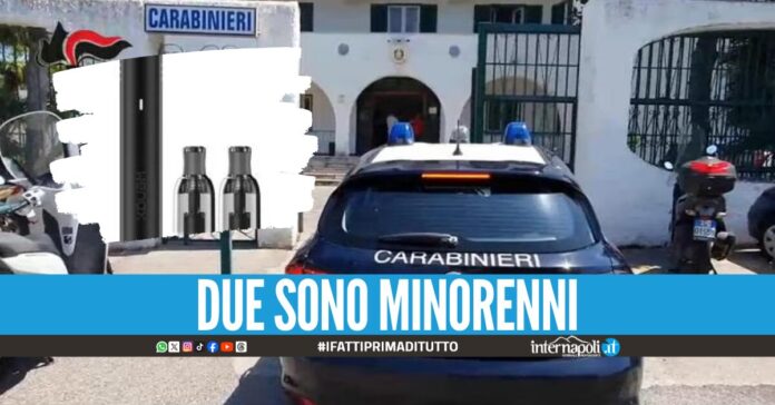 La cocaina nascosta nelle ricariche per le sigarette elettroniche, pusher in manette a Ischia