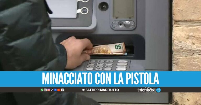 "Preleva 500 euro, muoviti!", vittima di rapina al bancomat di Torre del Greco salvata dal vigile eroe