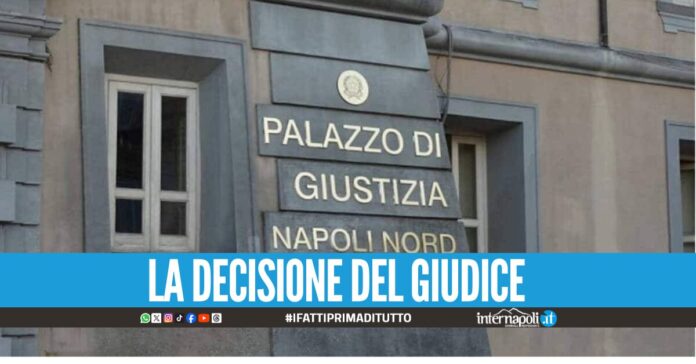 Ricettazione e commercio di abiti falsi nel Casertano, due assolti con formula piena