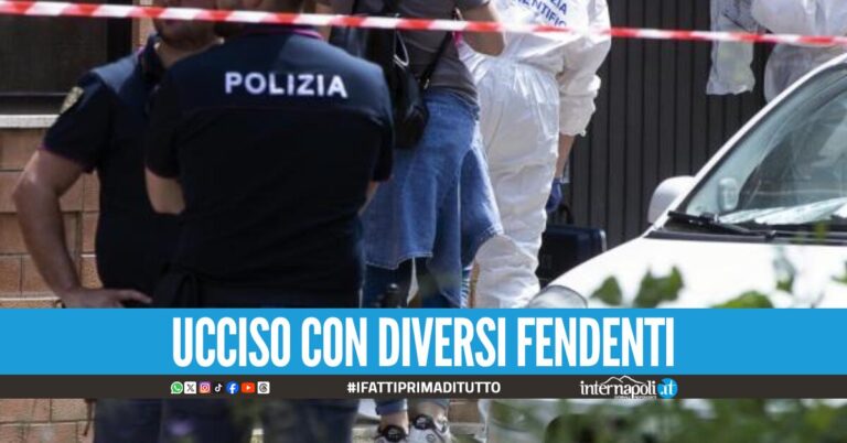 Uomo accoltellato a morte in casa a Torre del Greco, c'è un fermato