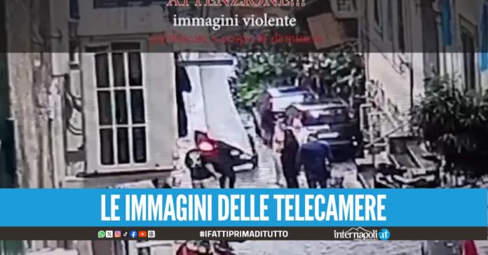 Aggrediscono i vicini a colpi di spranghe discussione choc a Chiaia