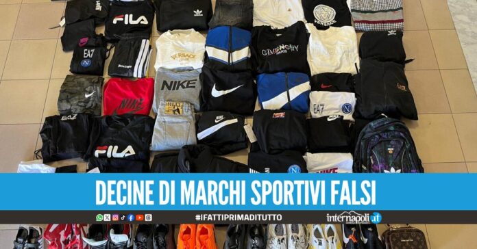 Capi sportivi falsi venduti come originali, denunciato commerciante nel Casertano