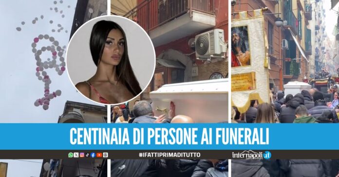 Carrozza, cavalli e palloncini: l'ultimo saluto dei Quartieri Spagnoli a Martina Boccia