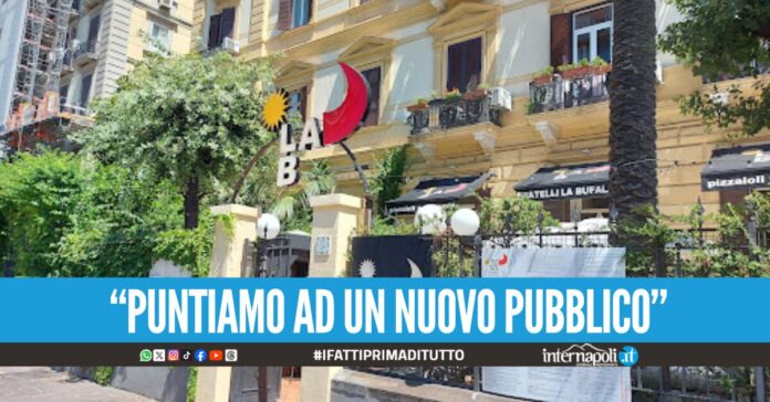 Chiusura della storica sede di Fratelli la Bufala a Mergellina.