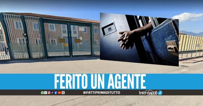Detenuto di Napoli si barrica in carcere, rubate le chiavi all'agente