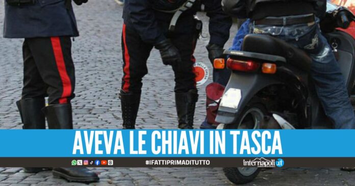 Va in caserma a firmare in sella a scooter rubato, preso 37enne di Ercolano