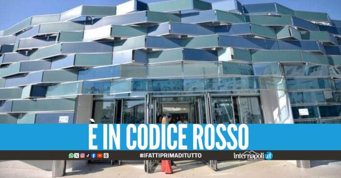 Travolge un 39enne ad Afragola, caccia al 'pirata' della strada