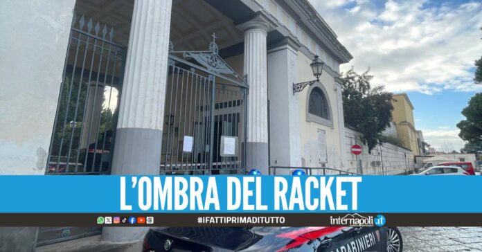 Raffica di colpi esplosi fuori al cimitero a Portici,