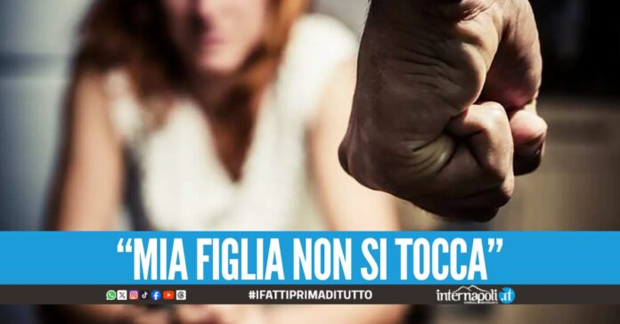 Devi rinunciare a tua figlia. Mamma perseguitata dopo il rifiuto, arrestato l'ex compagno