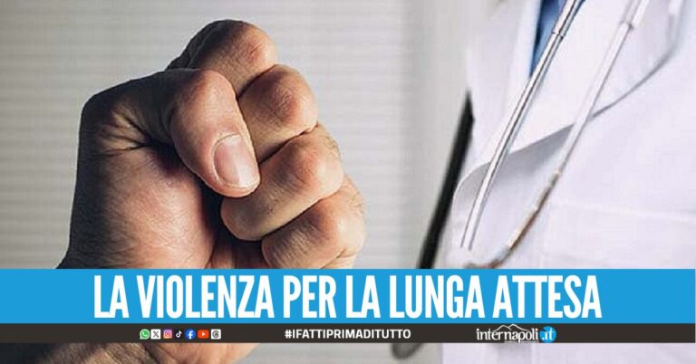 Nuova aggressione negli ospedali a Napoli, medico picchiato al Cotugno