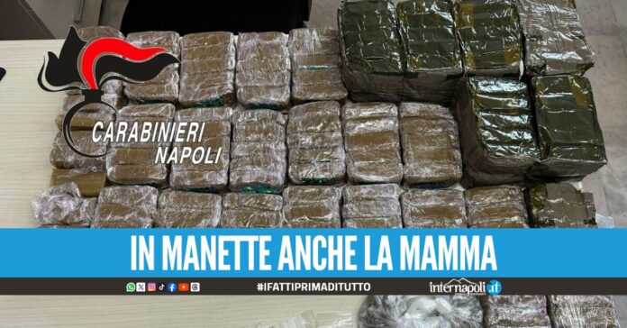 Rapina a mano armata ad Acerra, due minori inseguiti e arrestati: in casa 18 chili di hashish
