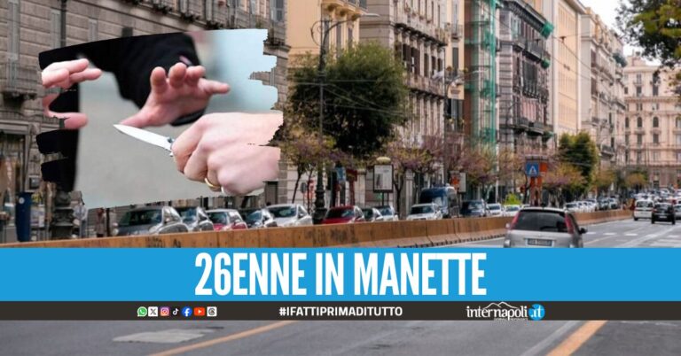 Rapina una ragazza a Corso Umberto, passanti lo inseguono e lo fanno arrestare