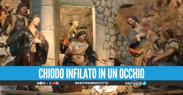 Rubano un pastore dal presepe in chiesa e lo decapitano, 4 Daspo nel Casertano