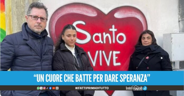 Santo vive un murales a Ponticelli per ricordare il 19enne ucciso