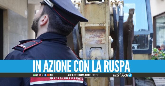 Tentato il colpo da film nella banca a Marcianise, banditi in fuga a mani vuote