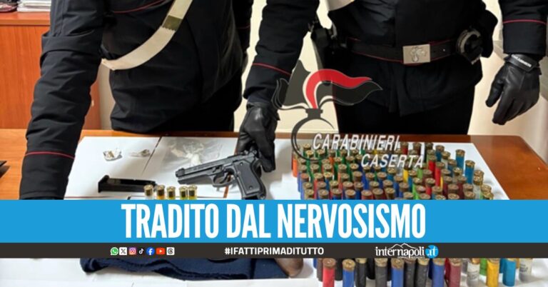 Viavai sospetto, in casa nascondeva droga e armi: 18enne in manette a Trentola