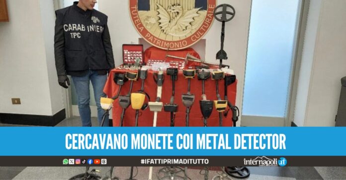 Traffico di reperti archeologici tra Campania e Puglia, beccati 19 