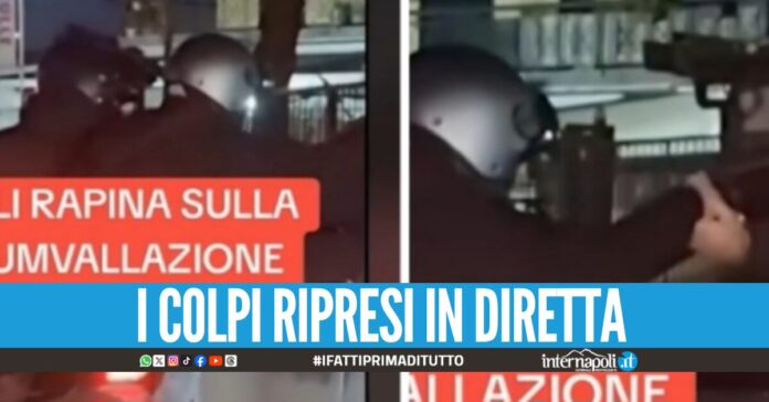 Affiancano le automobili ferme nel traffico e le rapinano, paura sulla Circumvallazione a Mugnano