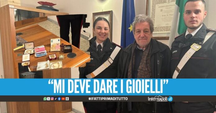 Si finge un maresciallo e rapina i coniugi, preso 17enne di Napoli