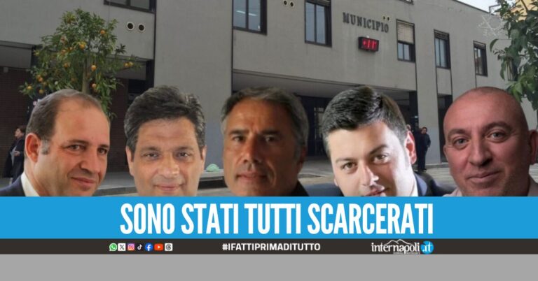 Inchiesta politica e camorra a Giugliano, scarcerati anche Giulio Di Napoli e l’ex dirigente Frippa
