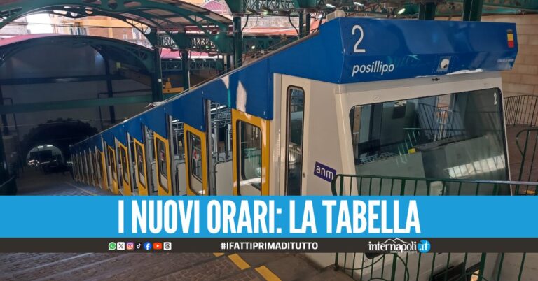 La funicolare di Chiaia prolunga gli orari, nel weekend corse fino alle 2 di notte