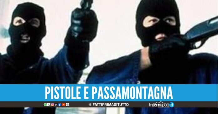 L'aspettano fuori casa per rapinarla paura per la titolare di un'azienda vinicola beneventana