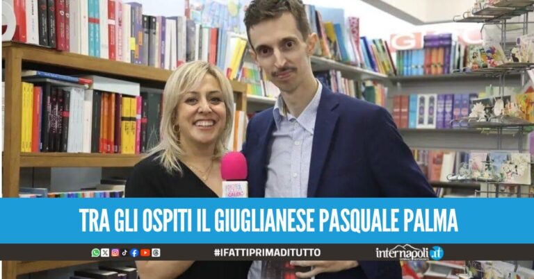 Matteo Cupellaro con la giornalista Barbara Carere presenta il suo romanzo fantasy nel prestigioso caffè Gambrinus di Napoli.