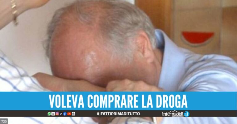 Picchia il padre per avere i soldi, 42enne arrestato a Torre del Greco