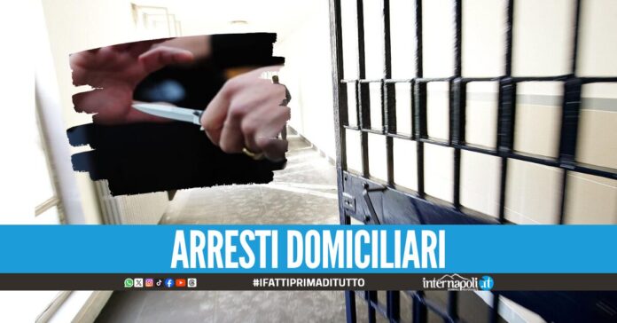 Tenta di uccidere il 'rivale in amore' a Torre del Greco, il 18enne è stato scarcerato