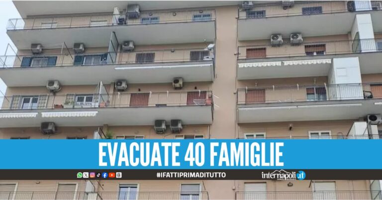 "Fondamenta non sicure", sgomberato un palazzo a Bagnoli dopo le scosse